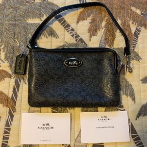 Brand new coach wristlet!